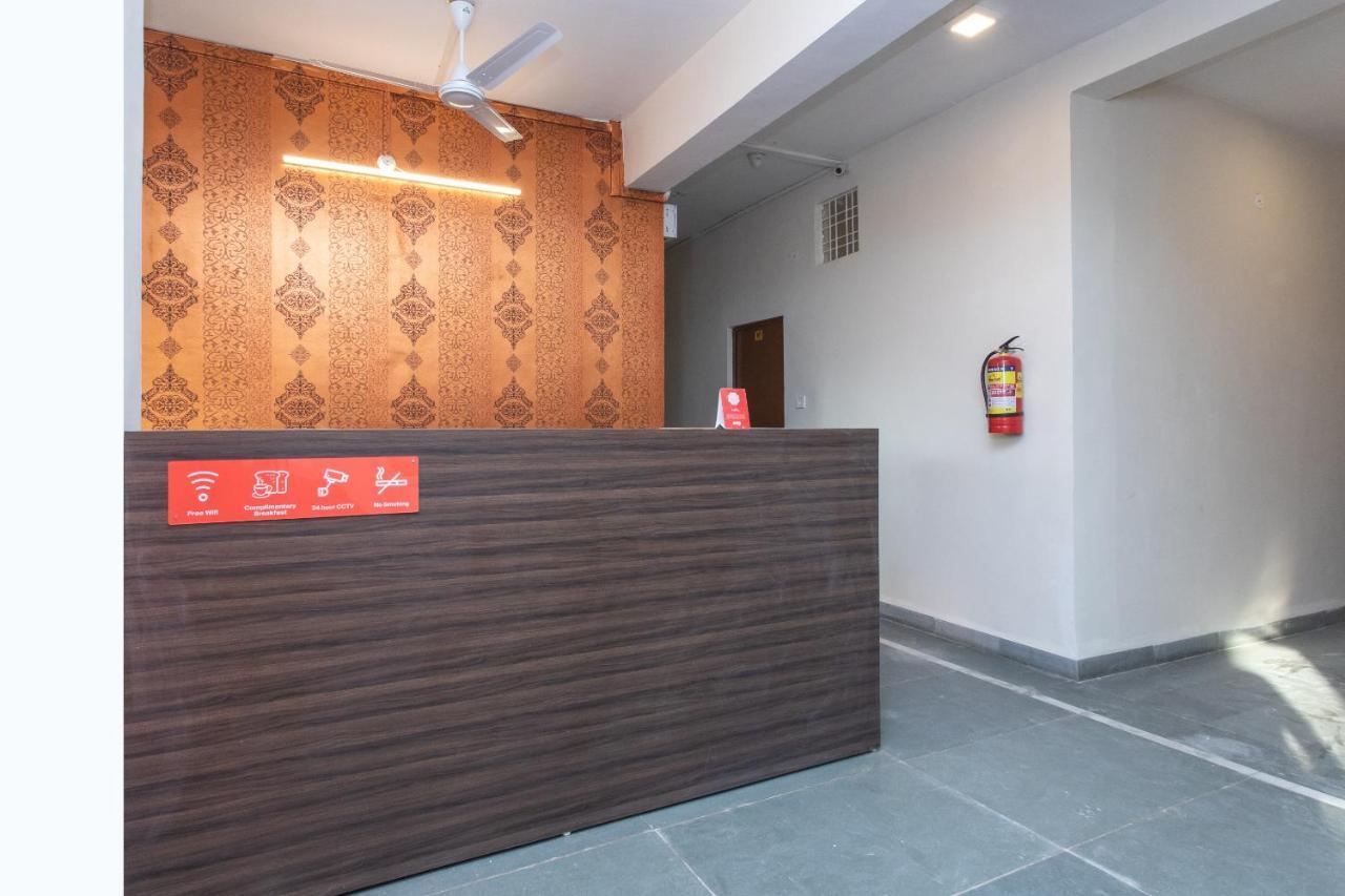 Oyo 18571 Ashoka Resort Indore Esterno foto