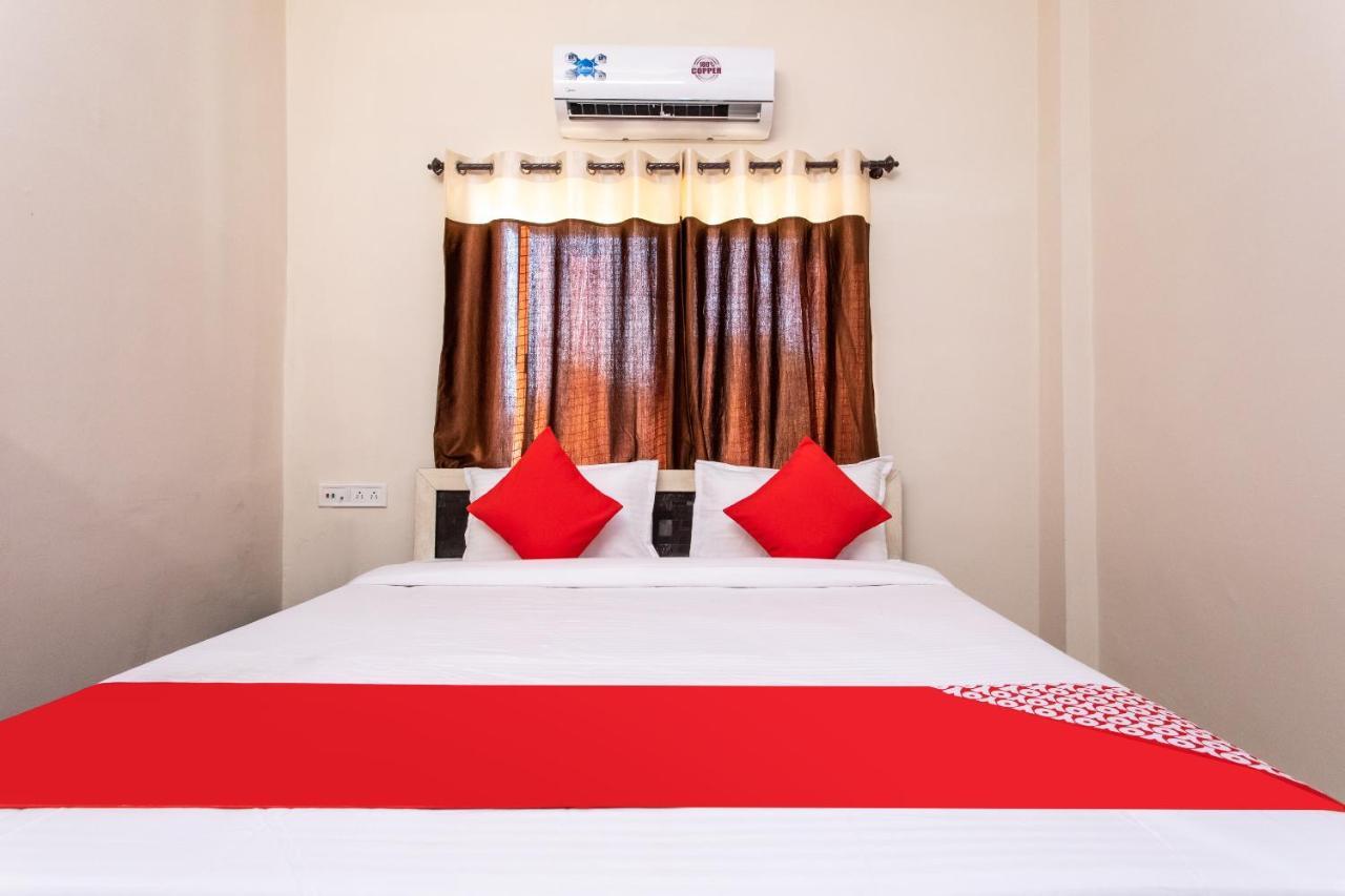 Oyo 18571 Ashoka Resort Indore Esterno foto